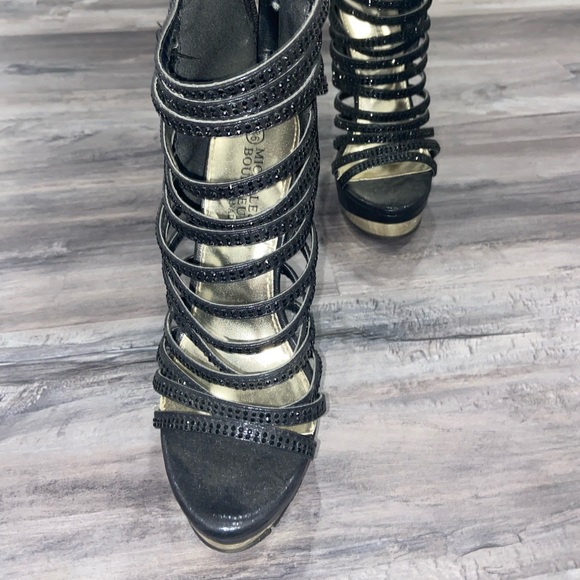 High Heel Shoes - Picture 3 of 5